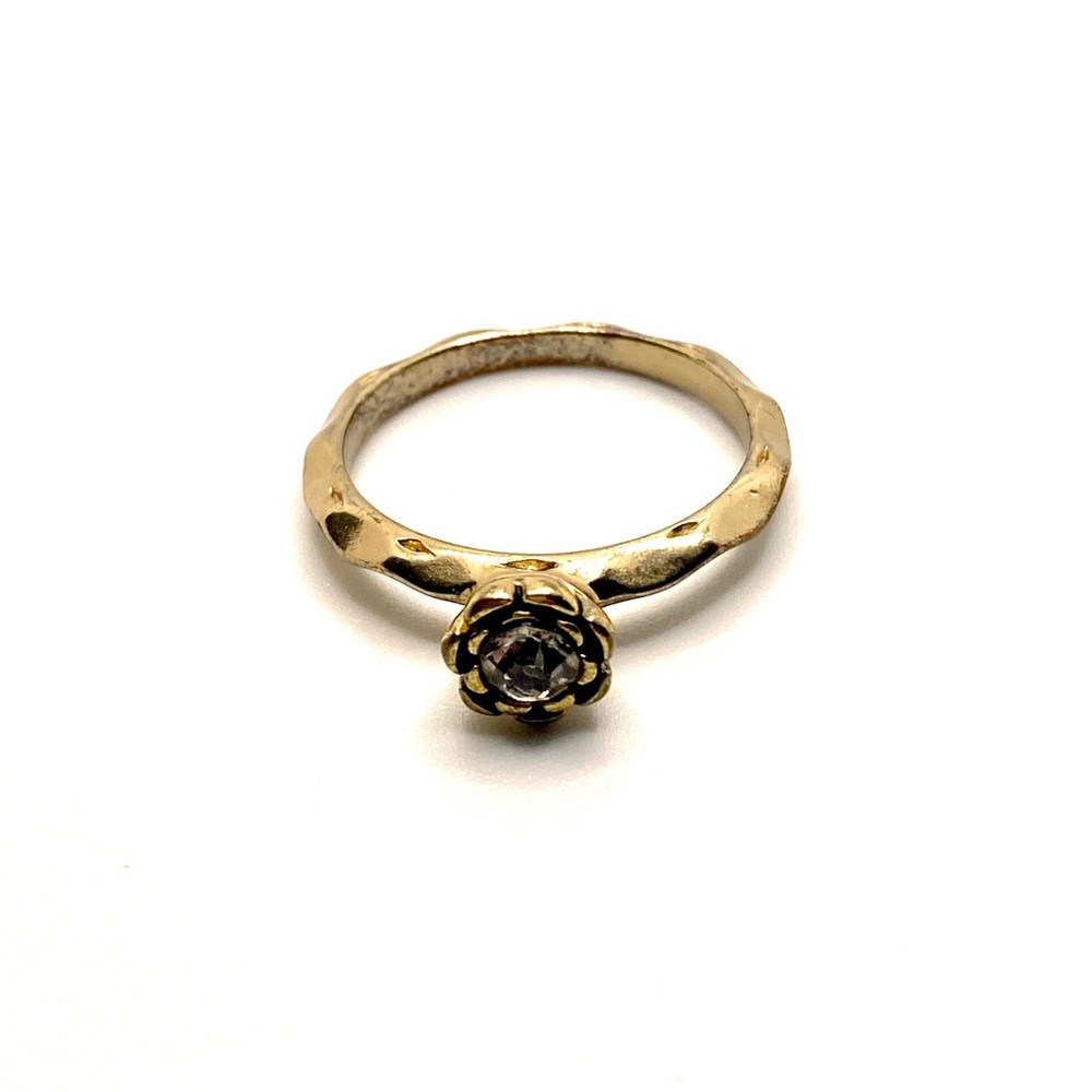 Vintage Flower Hammered Band Ring Size 8 ✨ B010